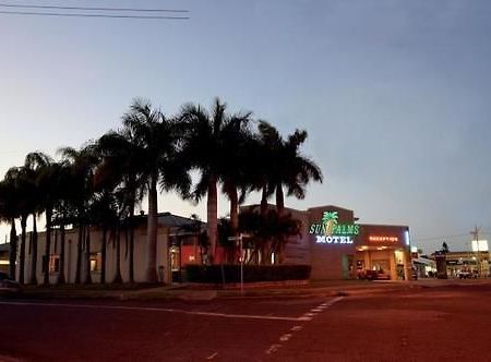 阳光棕榈汽车旅馆 洛坎普顿 外观 照片